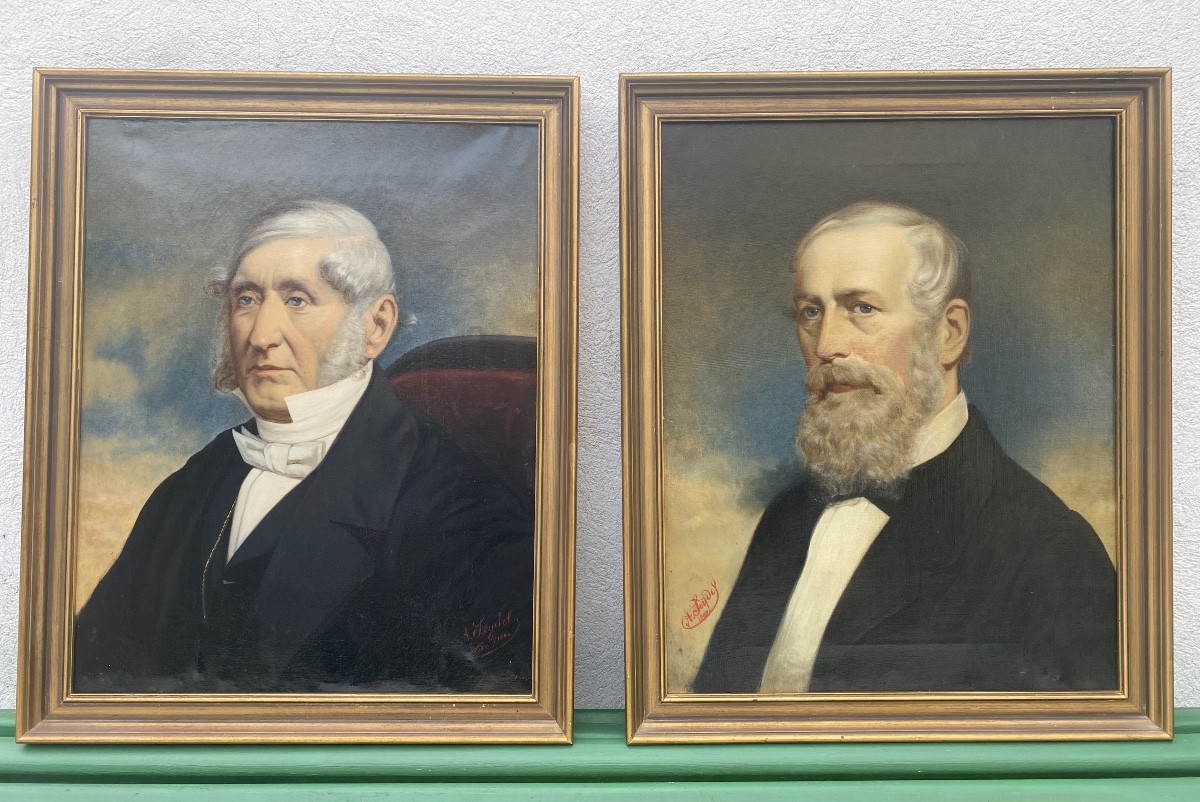 Portrait de deux hommes de qualité formant pendent  19eme 