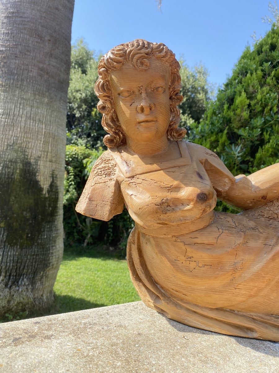 18th-century Wooden Sculpture Of A Reclining Woman -photo-2