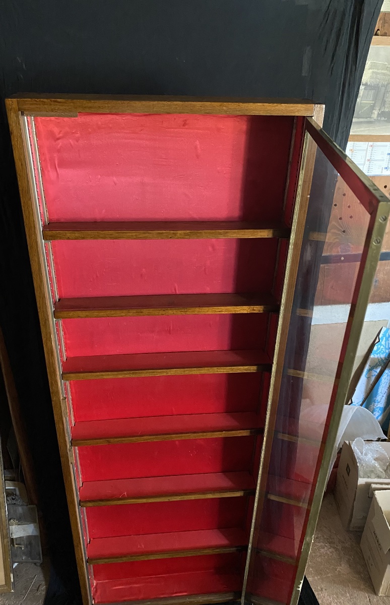 Wall-mounted Or Freestanding Display Case For A Collection -photo-4