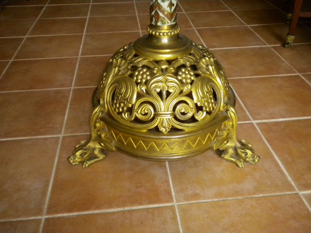 Un Pique Cierge En Bronze-photo-2