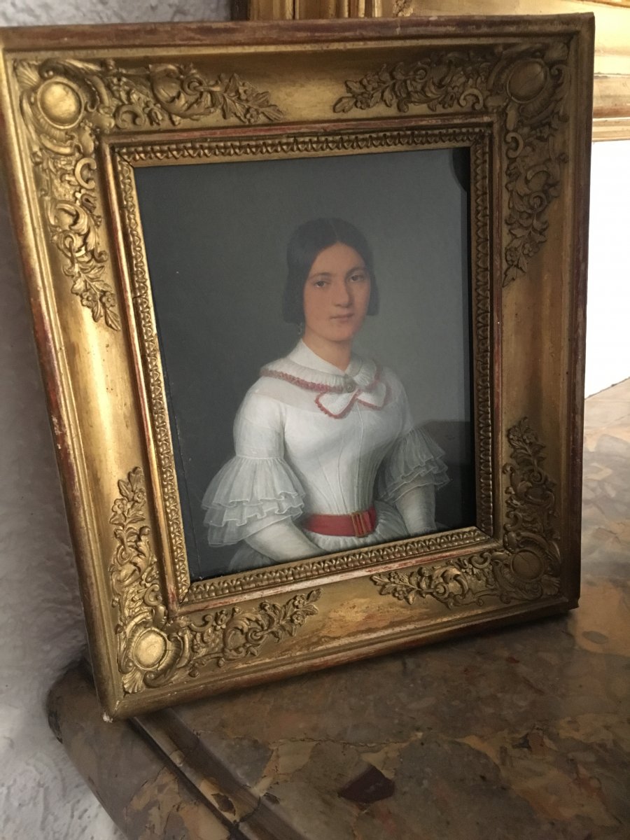 Portrait D’une Jeune Fille De Qualité 