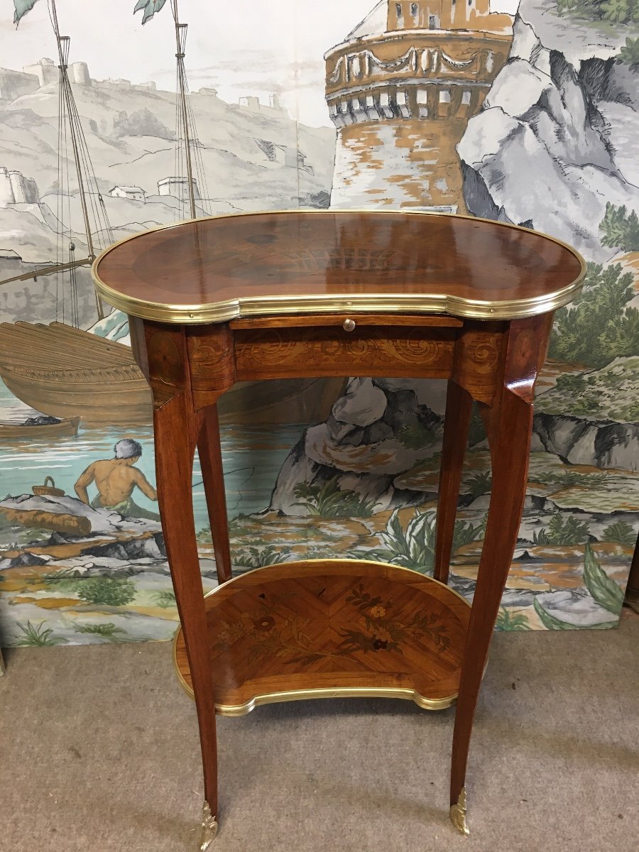 Small Marquetry Living Room Table-photo-2