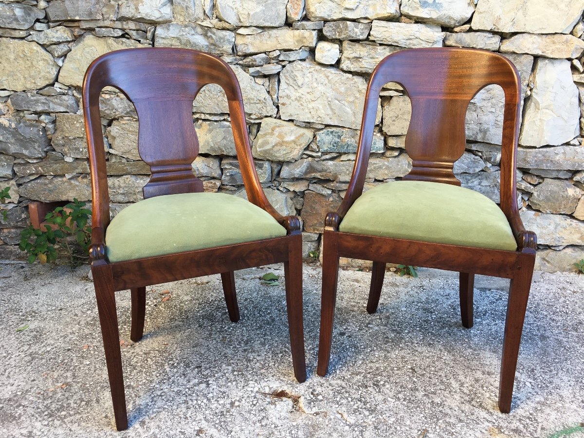 Paire De Chaises gondoles époque Restauration En Acajou 