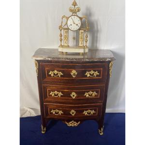 Commode d’entre  deux 18eme estampillée JC ELLAUME 
