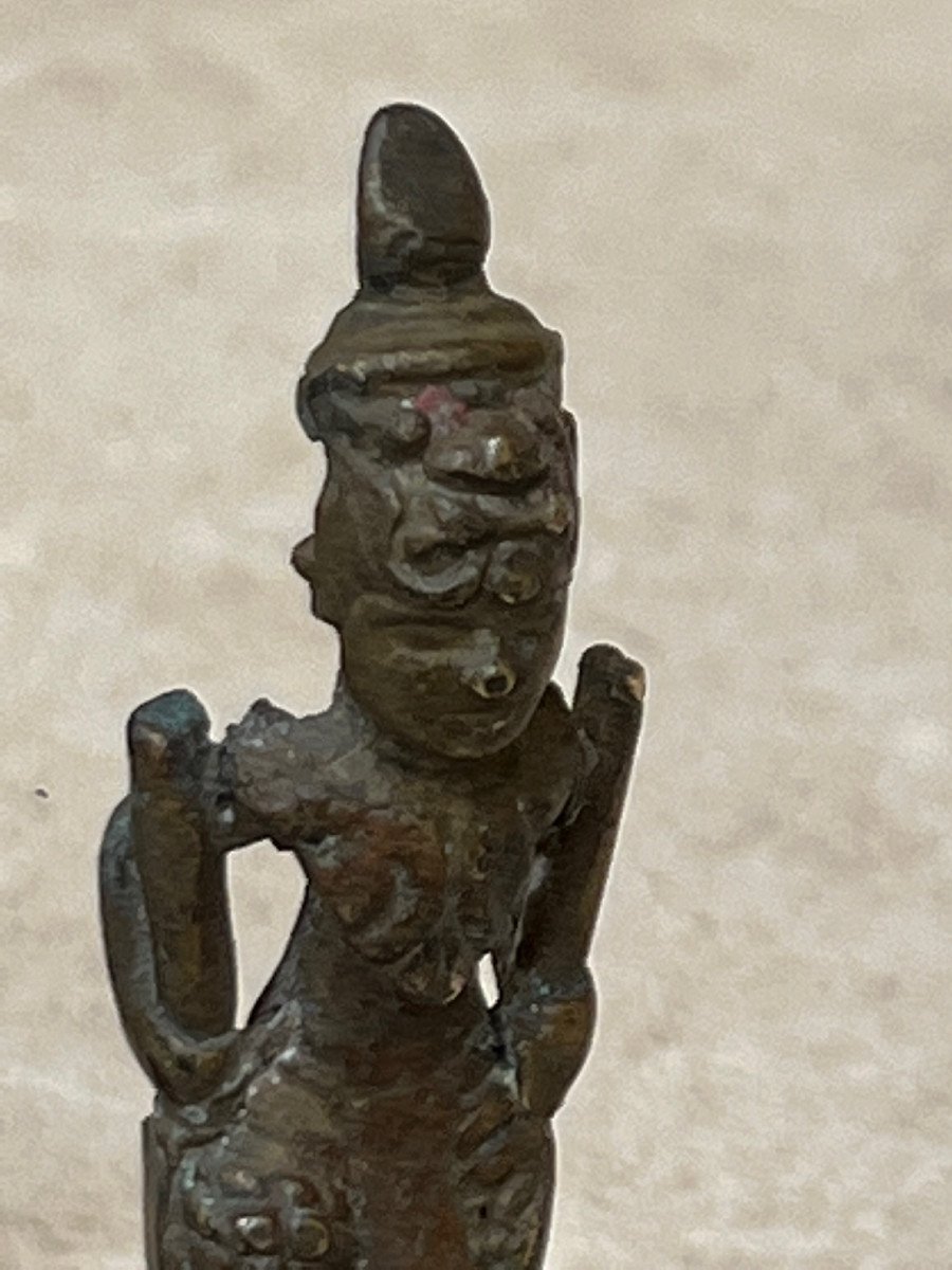 Paire De Divinités En Bronze ,  XIX é Siecle , Province Shan , Birmanie .-photo-3