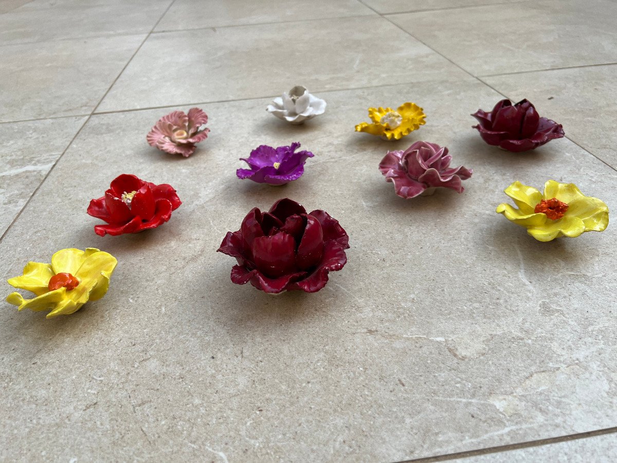 Lot De 10 Fleurs Céramiques émaillés , France-photo-1