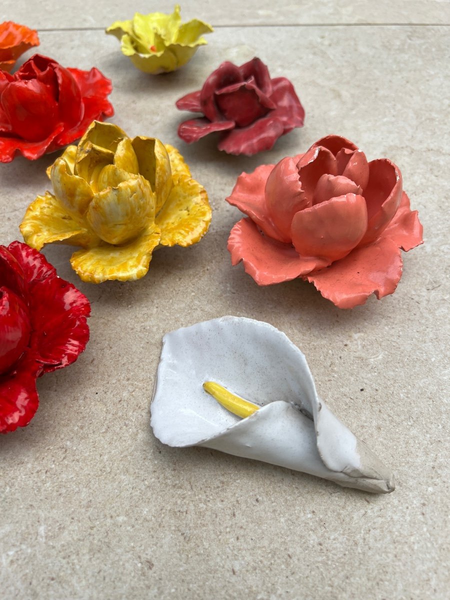 Lot De Dix Fleurs Céramique XX E Siècle -photo-4