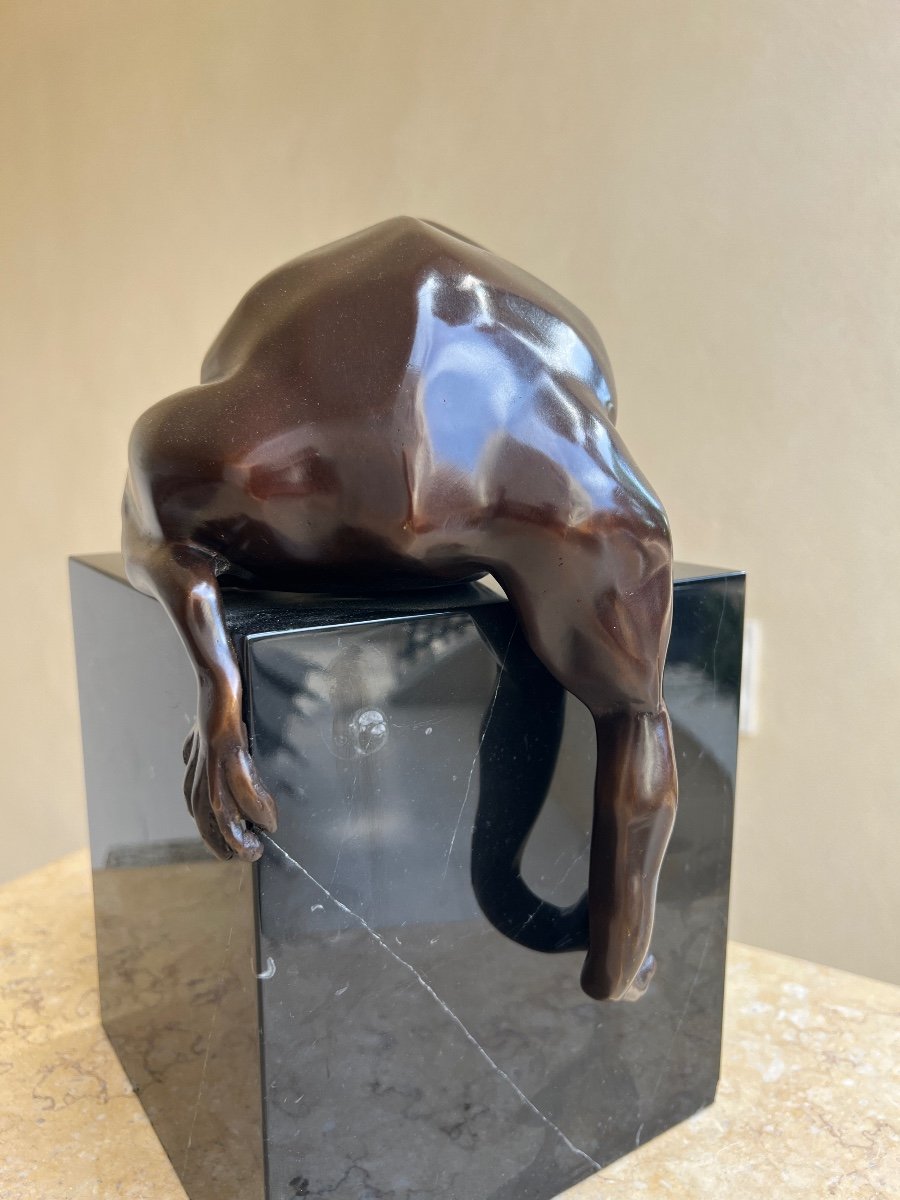 Animal Bronze Hyperrealism Frog Black Marble Base -photo-2