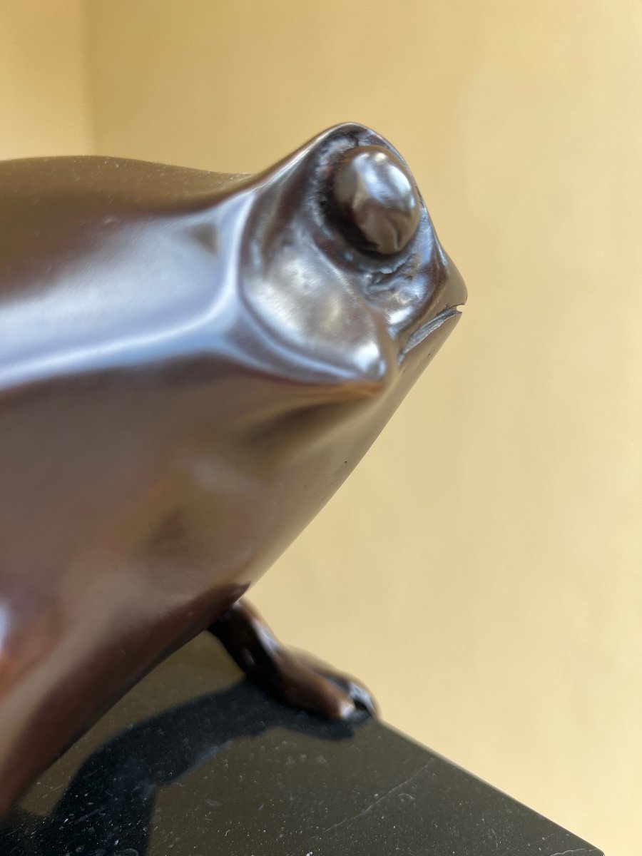 Animal Bronze Hyperrealism Frog Black Marble Base -photo-7
