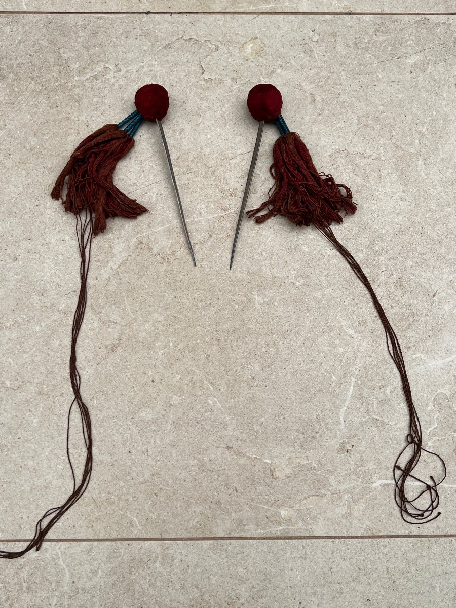 Pair Of Silver And Textile Hairpins From The Mien Ethnic Group, 19th Century, Burma -photo-2