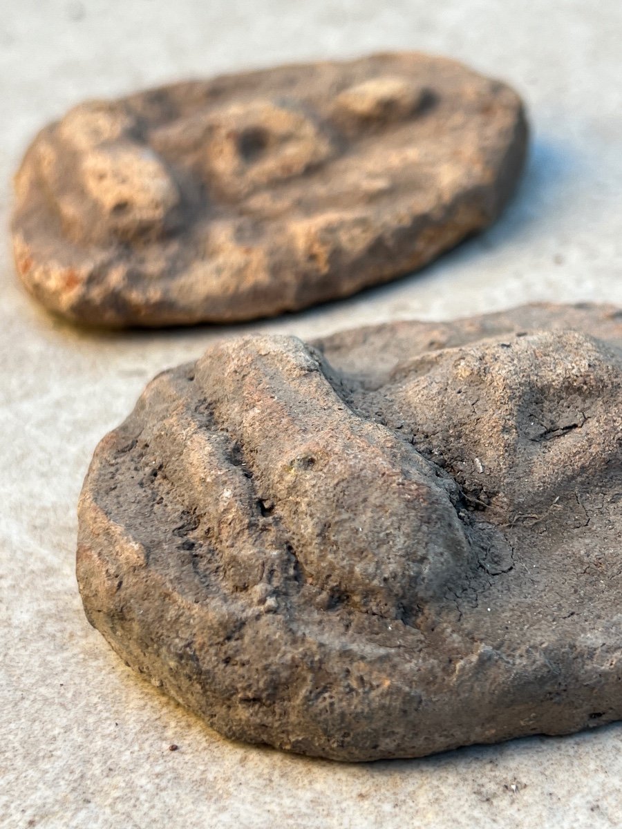 Pair Of Buddhist Terracotta Amulets 16th Century Pagan Burma -photo-2