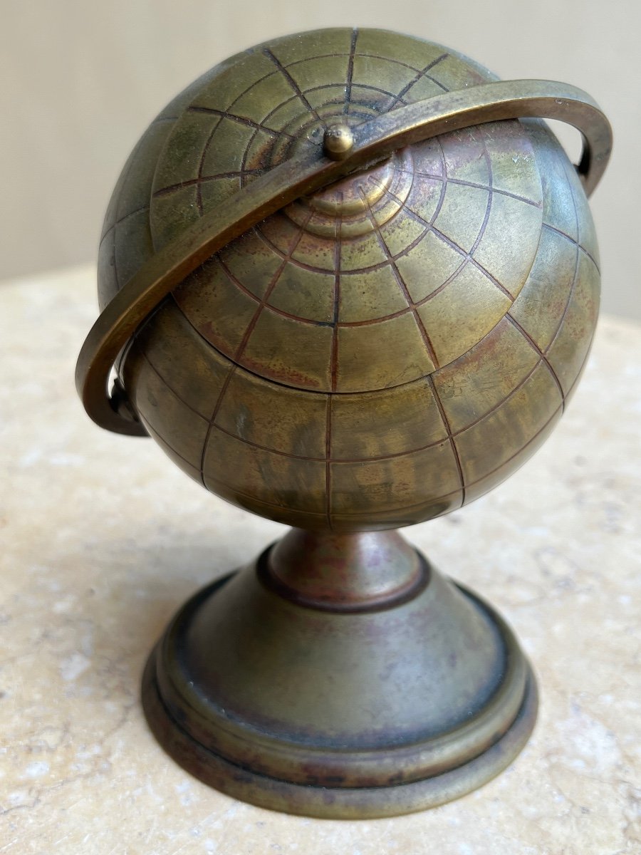 Brass Globe Ashtray Chicago World's Fair 1933-photo-3
