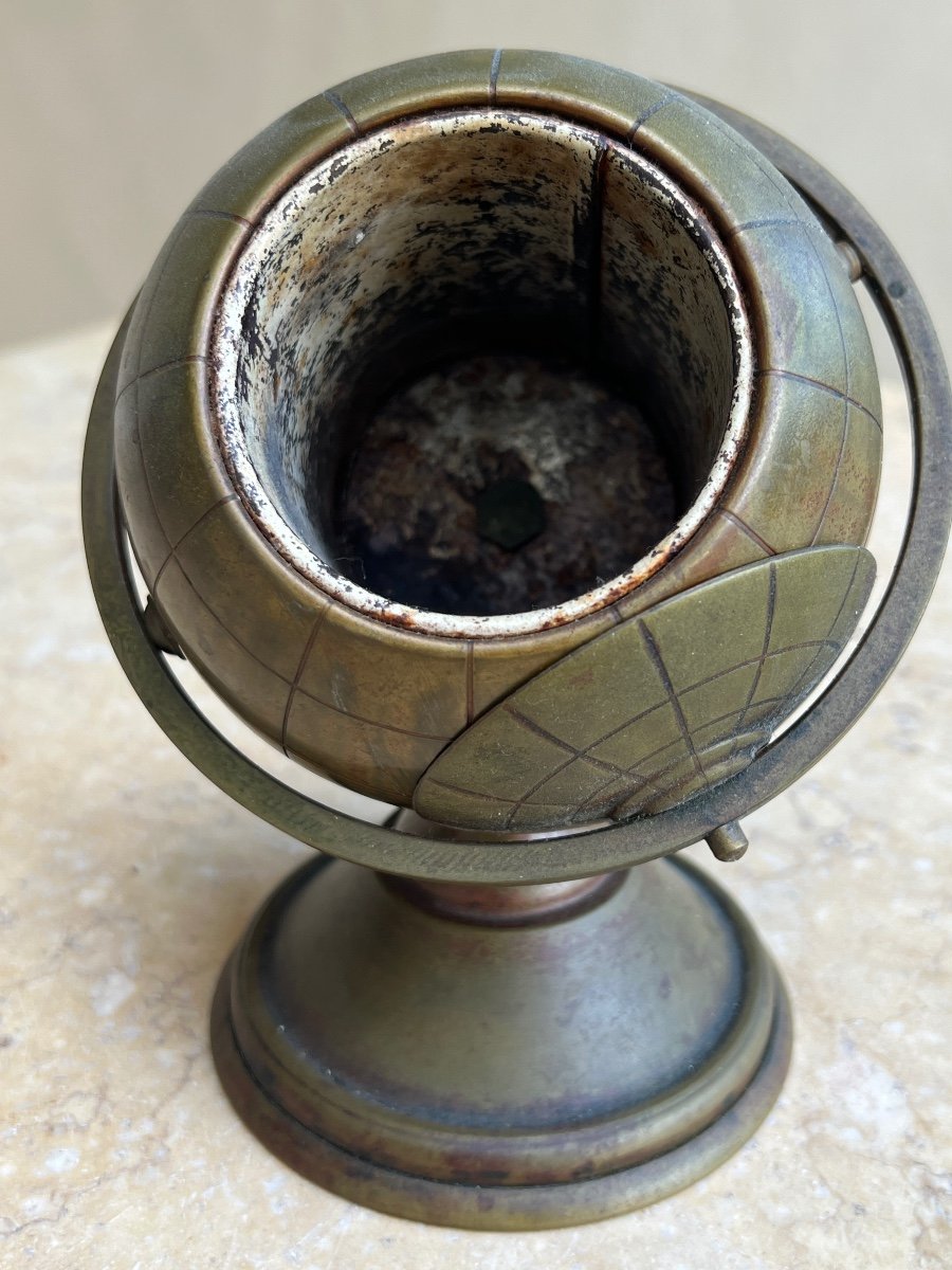 Brass Globe Ashtray Chicago World's Fair 1933-photo-1