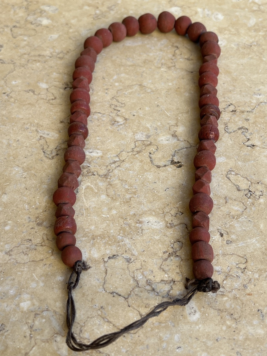 Collier de pate de verre rouge de fouille ethnie Lisu Birmanie -photo-2