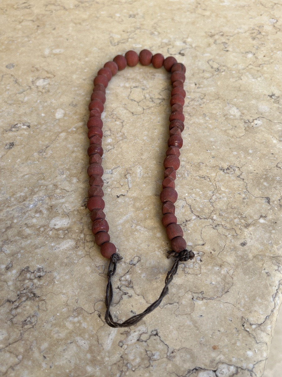 Collier de pate de verre rouge de fouille ethnie Lisu Birmanie -photo-4