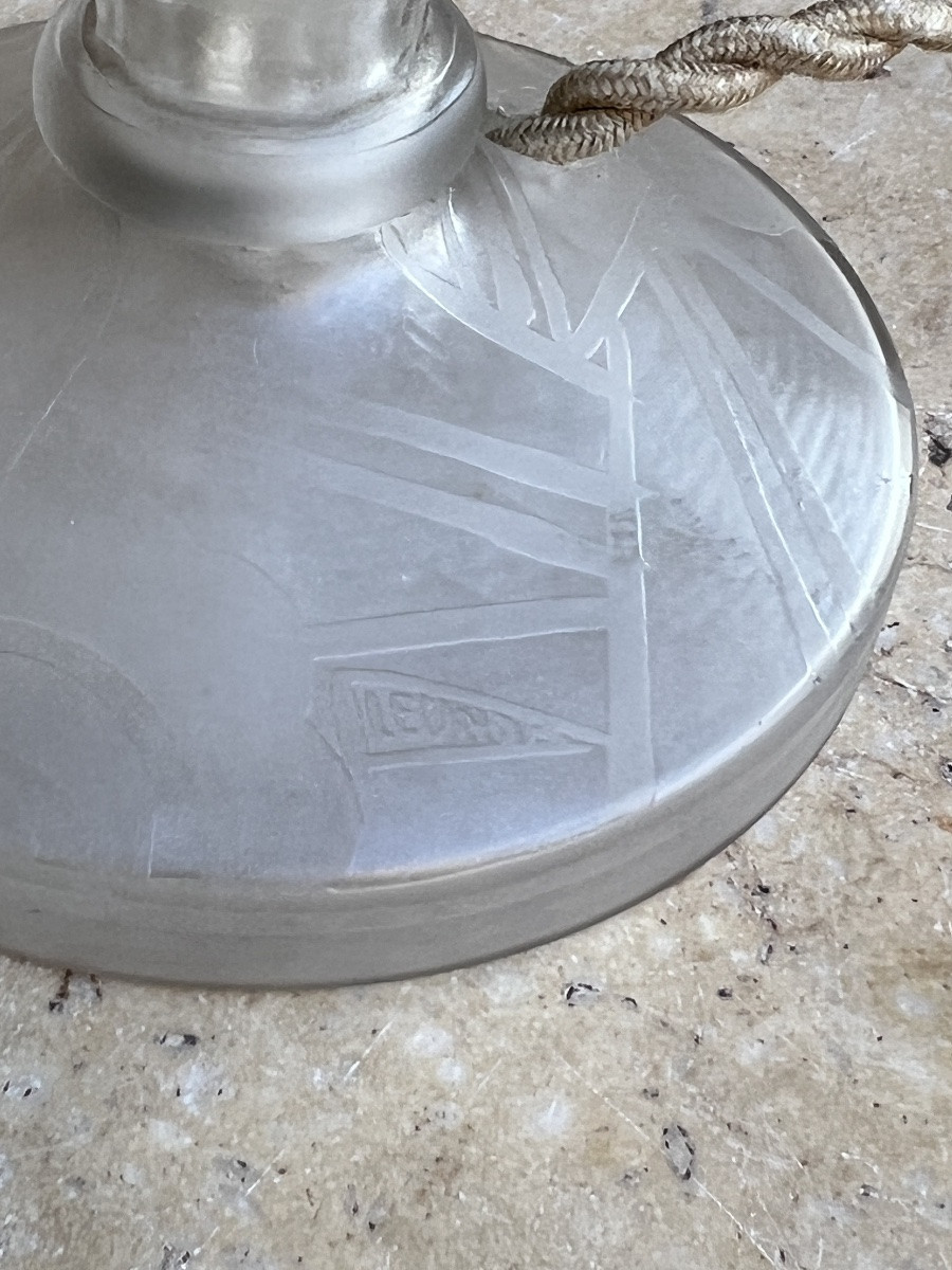 Leune petite lampe d’appoint verre gravé acide Art Déco vers 1922 - 1926-photo-3