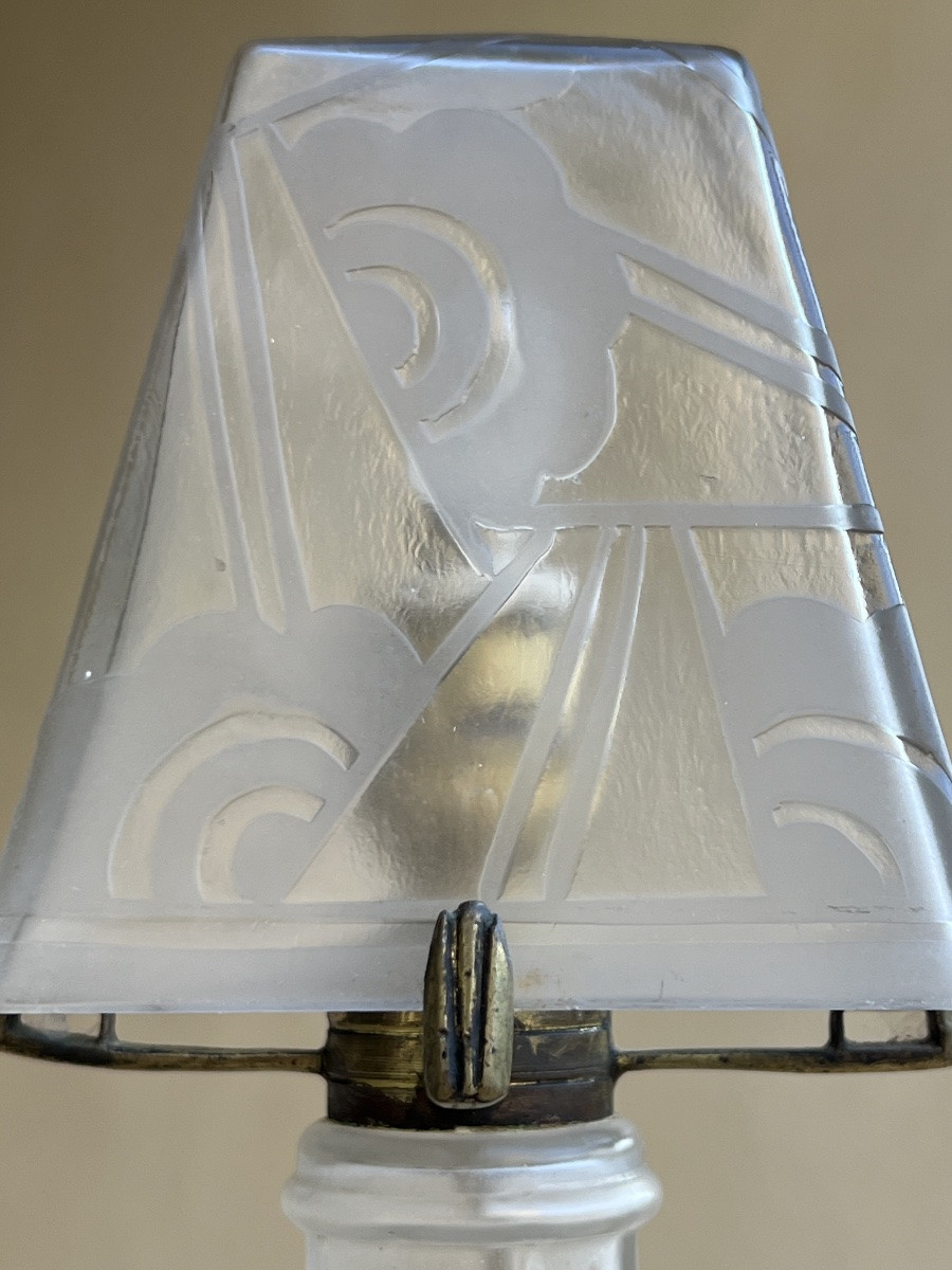 Leune petite lampe d’appoint verre gravé acide Art Déco vers 1922 - 1926-photo-7