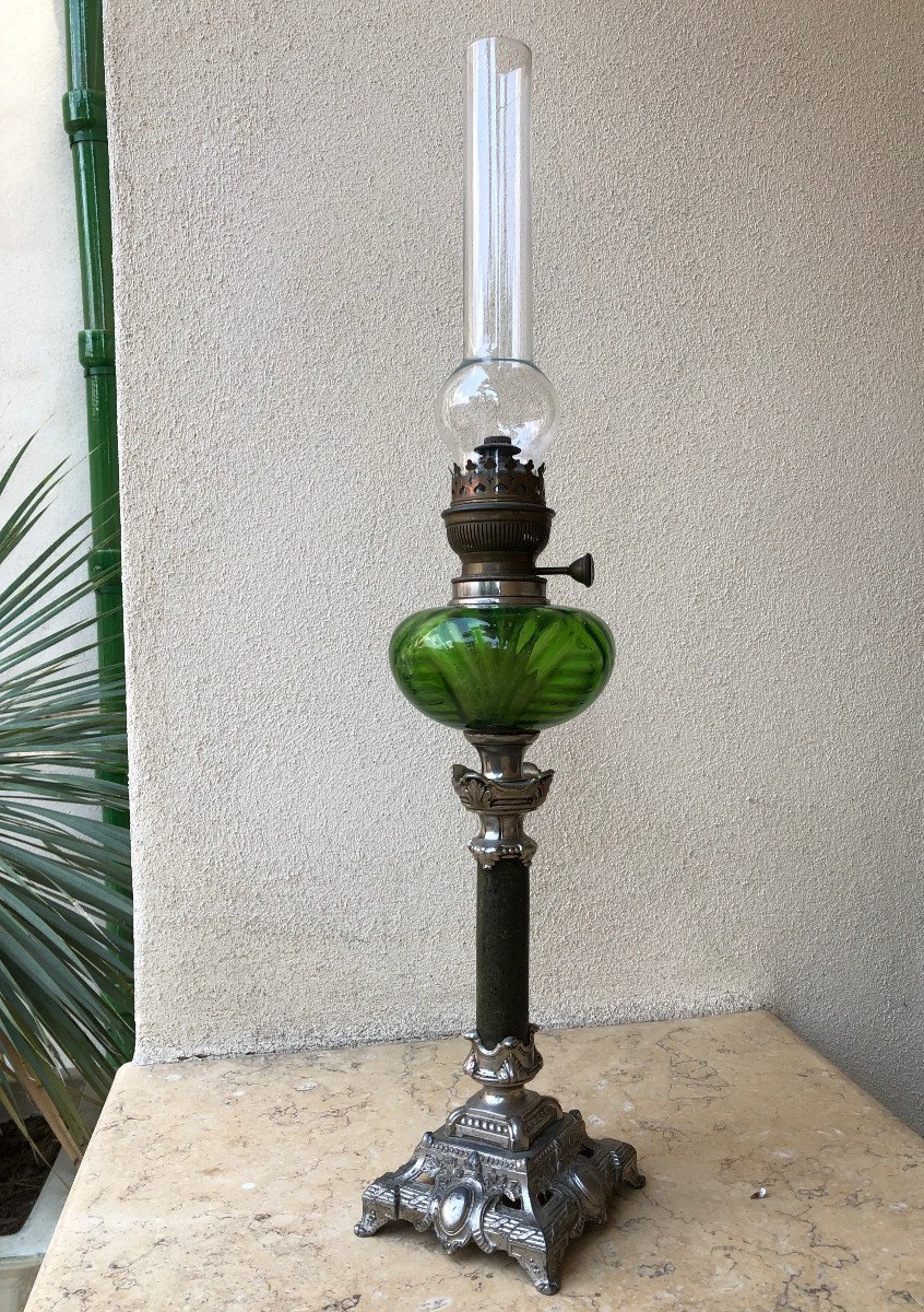 Lampe a petrole 