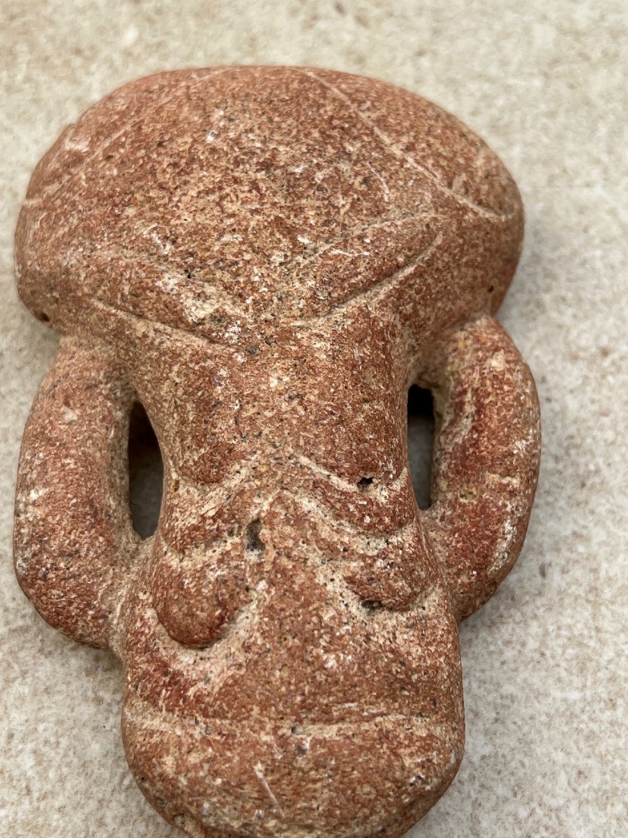 Rare Pierre de corail  A Magie , Ile d'Ambrym , Vanuatu , Papouasie Nouvelle Guinée -photo-1