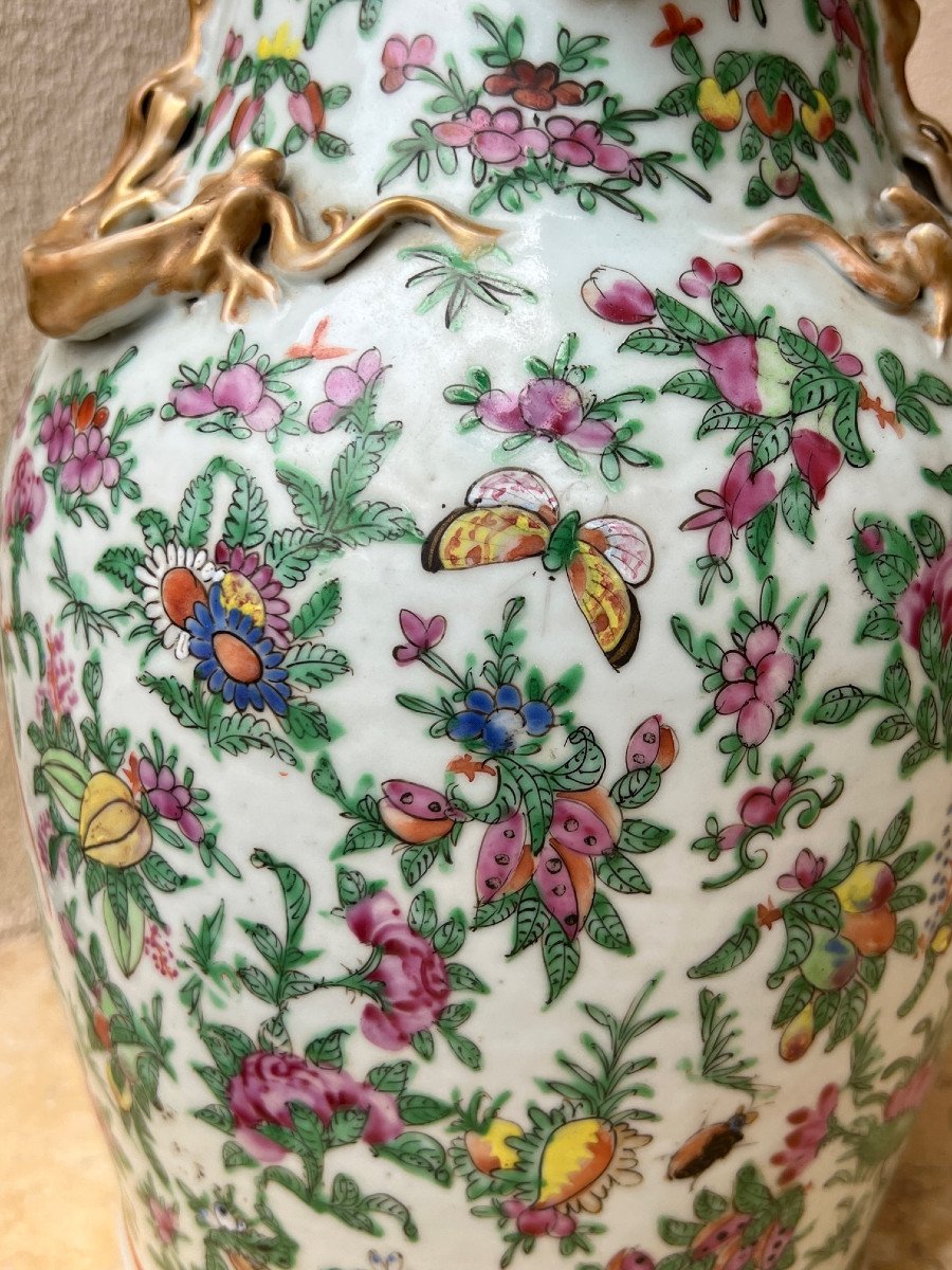 Vase En Porcelaine  De Canton , Chine XIX é Siécle .-photo-2