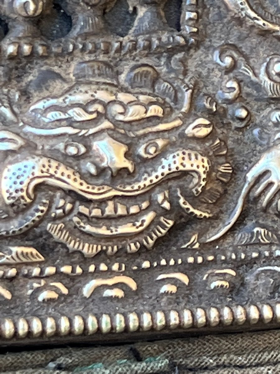 Ghau , Reliquaire Tibetain Argent Et Soie , XIX é Siecle , Tibet .-photo-4