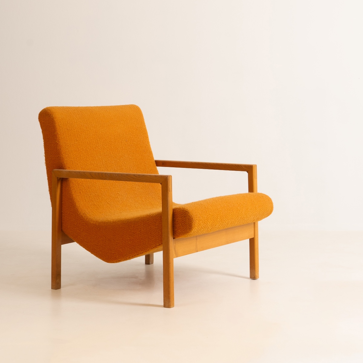Rene Jean Caillette, Exposition Bruxelles 58 Armchair, Manufacturer Steiner, France, Circa 1957