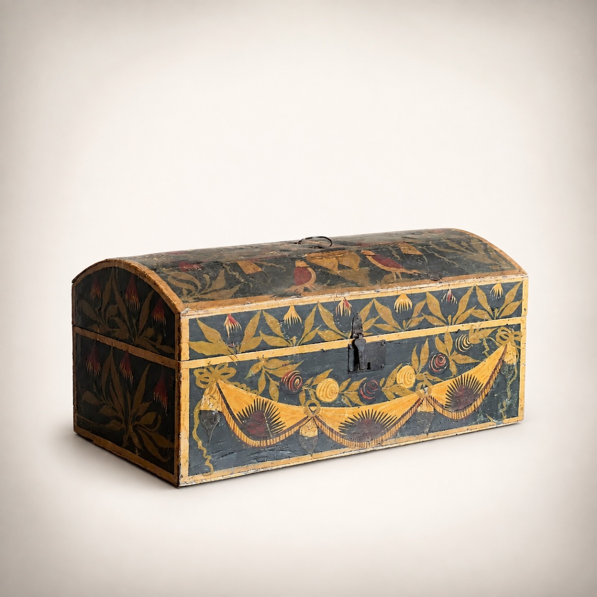 Ensemble rare de 6 coffres de mariage normand, Art populaire, France, circa 1790-photo-3