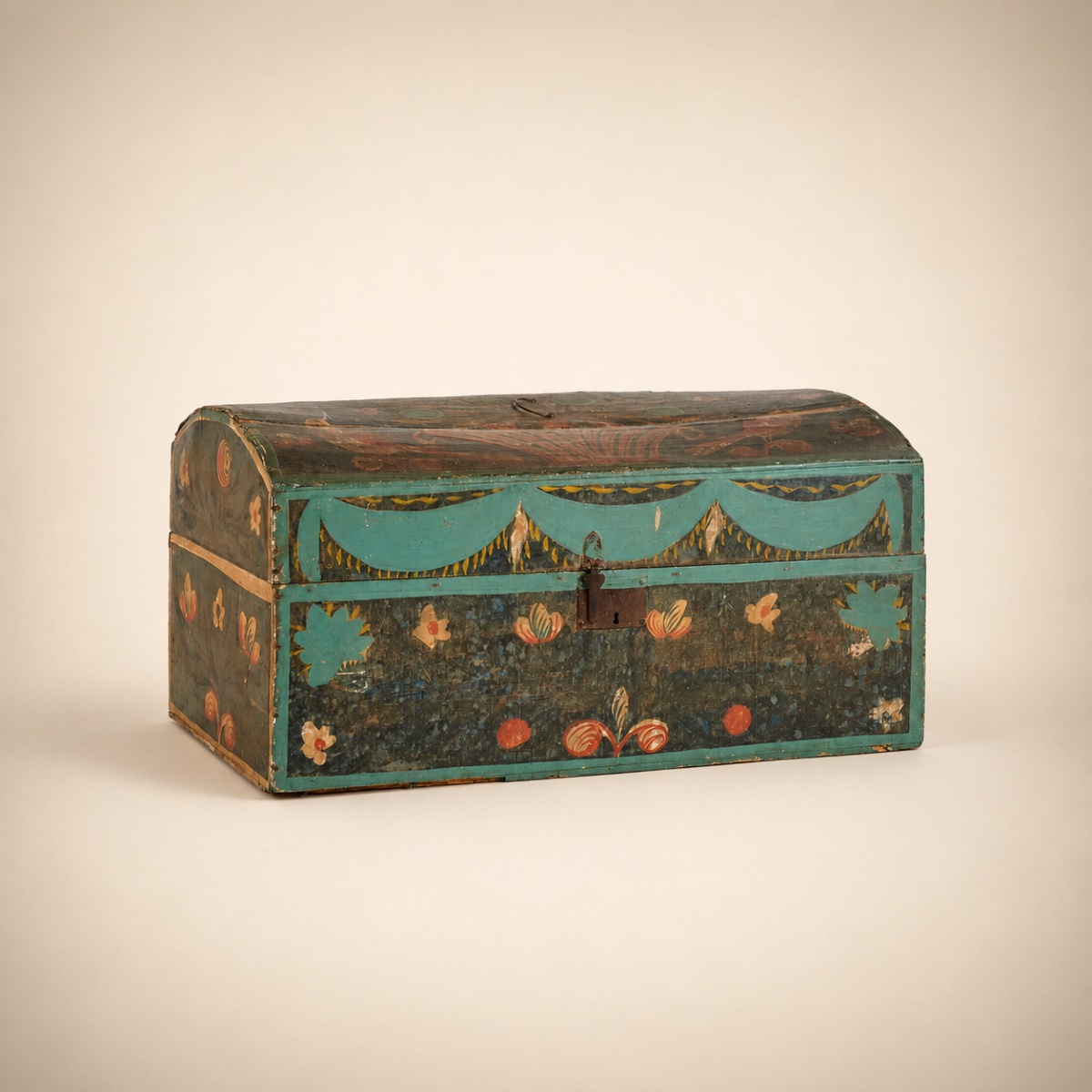 Ensemble rare de 6 coffres de mariage normand, Art populaire, France, circa 1790-photo-1