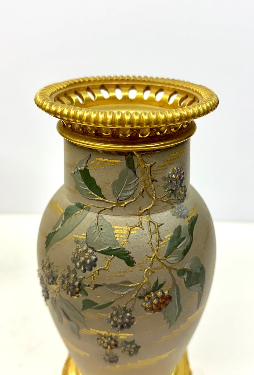 PAIRE DE VASES EN GRES FIN ET BRONZE DORE - PORCELAINE DU BERRY - ALFRED HACHE - 1885-1903-photo-4