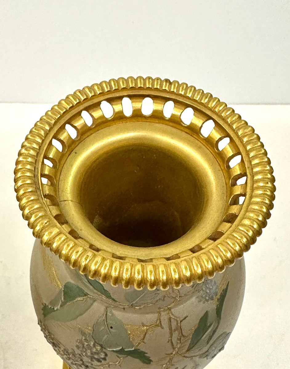 PAIRE DE VASES EN GRES FIN ET BRONZE DORE - PORCELAINE DU BERRY - ALFRED HACHE - 1885-1903-photo-4