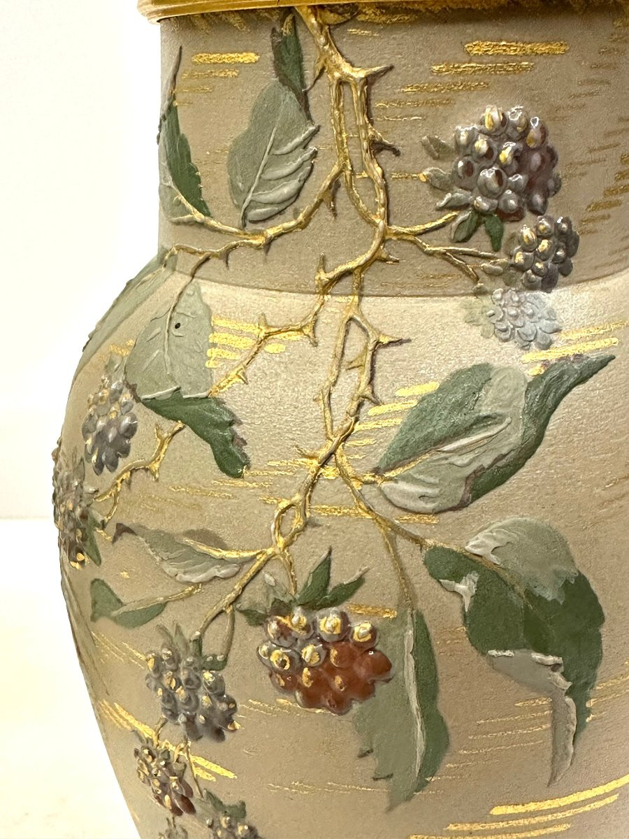 PAIRE DE VASES EN GRES FIN ET BRONZE DORE - PORCELAINE DU BERRY - ALFRED HACHE - 1885-1903-photo-6
