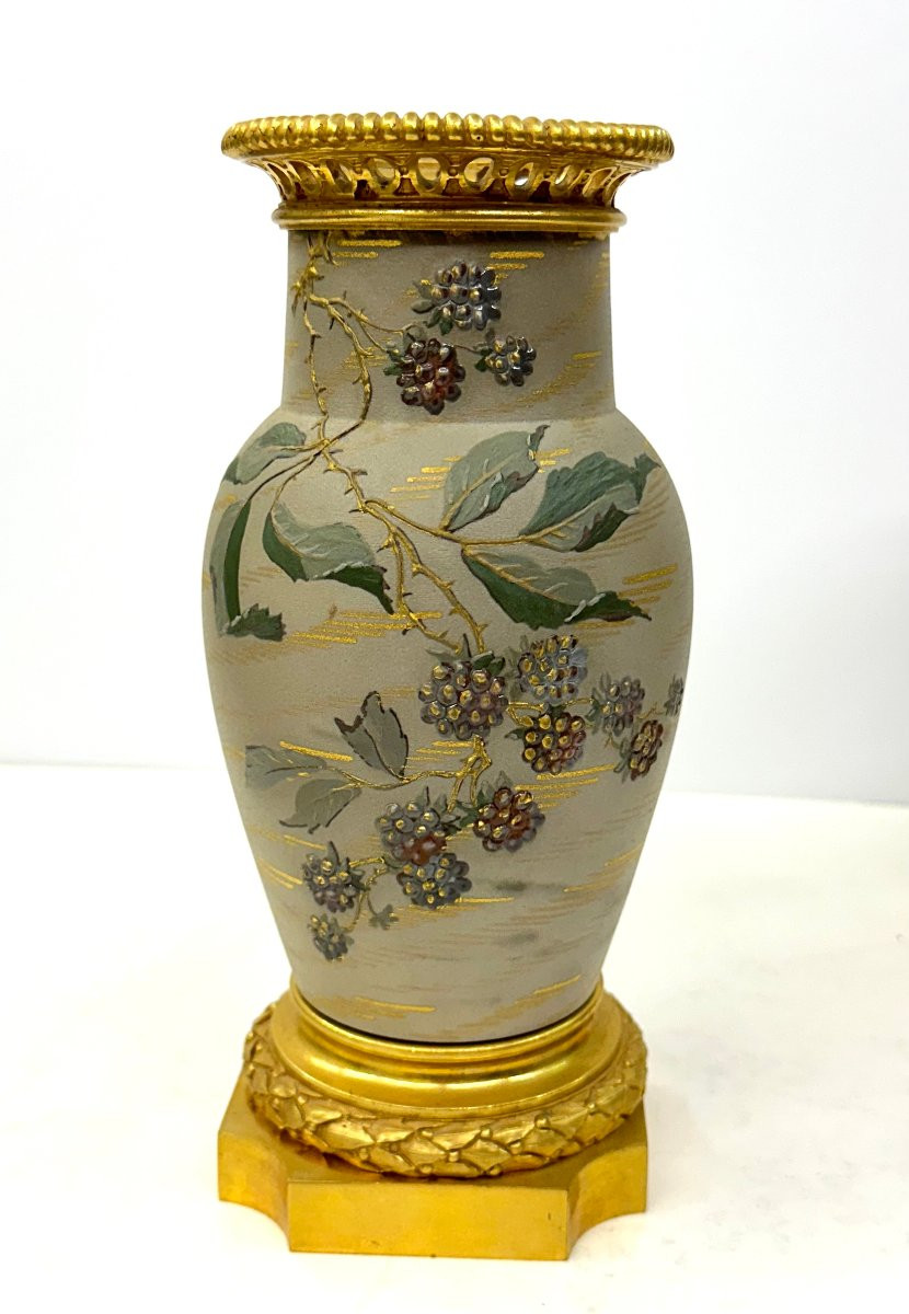 PAIRE DE VASES EN GRES FIN ET BRONZE DORE - PORCELAINE DU BERRY - ALFRED HACHE - 1885-1903-photo-8