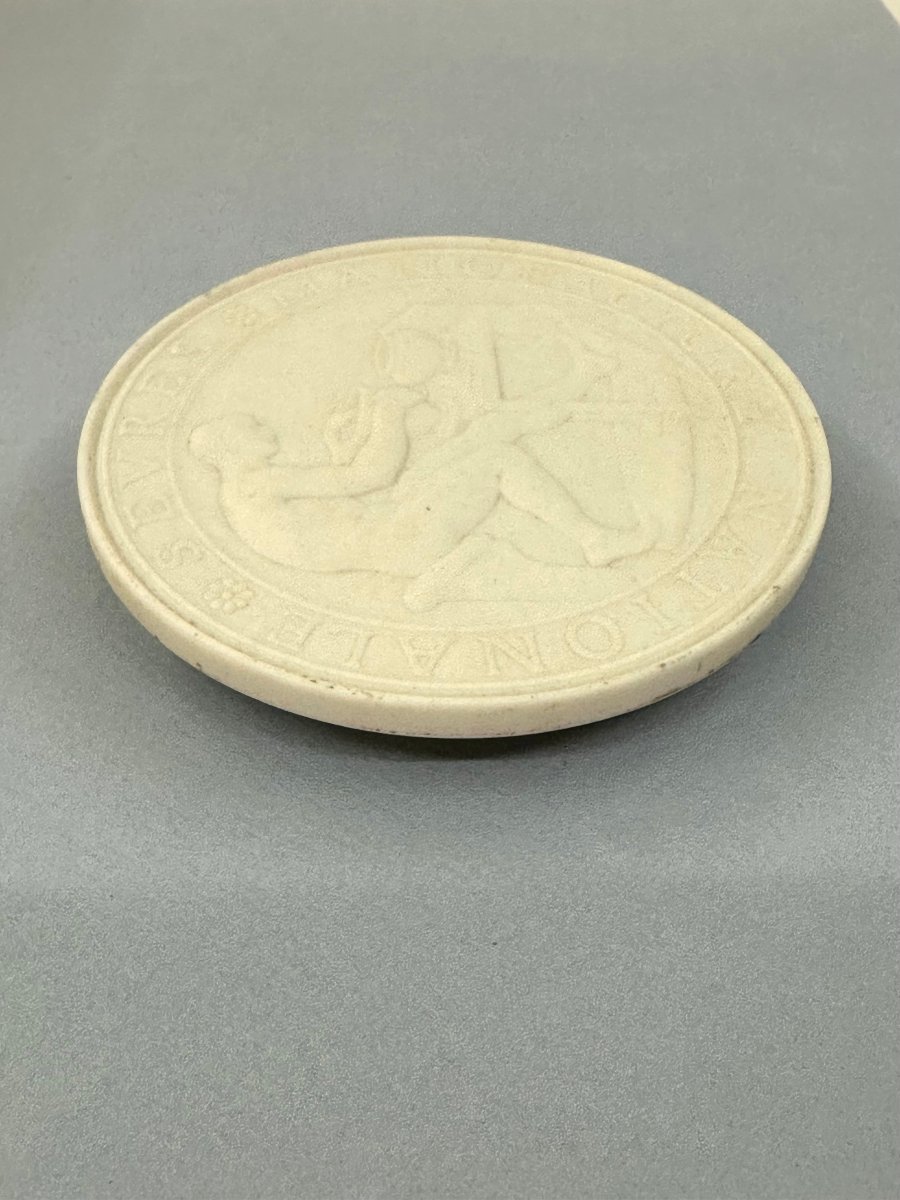 GRANDE MEDAILLE BISCUIT DE PORCELAINE - MANUFACTURE DE SEVRES - FIN XIXeme SIECLE-photo-3
