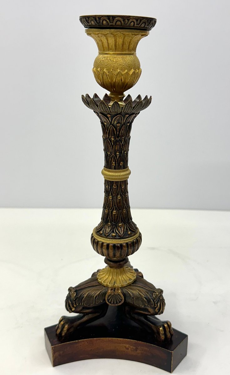 PAIRE DE BOUGEOIRS - BRONZE DORE ET PATINE - EPOQUE RESTAURATION-photo-6