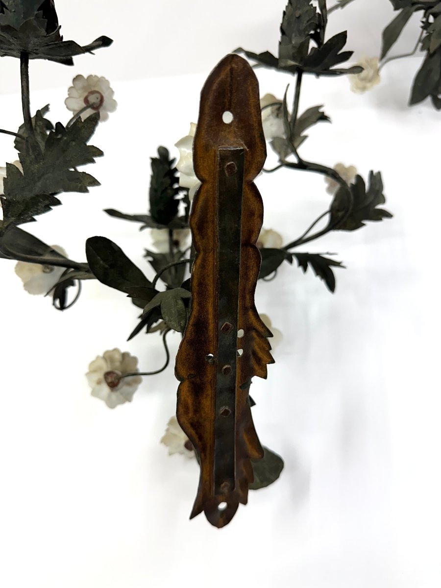 Pair Of Wall Sconces - Lacquered Sheet Metal And Porcelain Flowers - Early 20th Century-photo-3