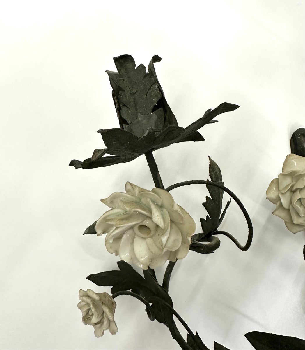 Pair Of Wall Sconces - Lacquered Sheet Metal And Porcelain Flowers - Early 20th Century-photo-4