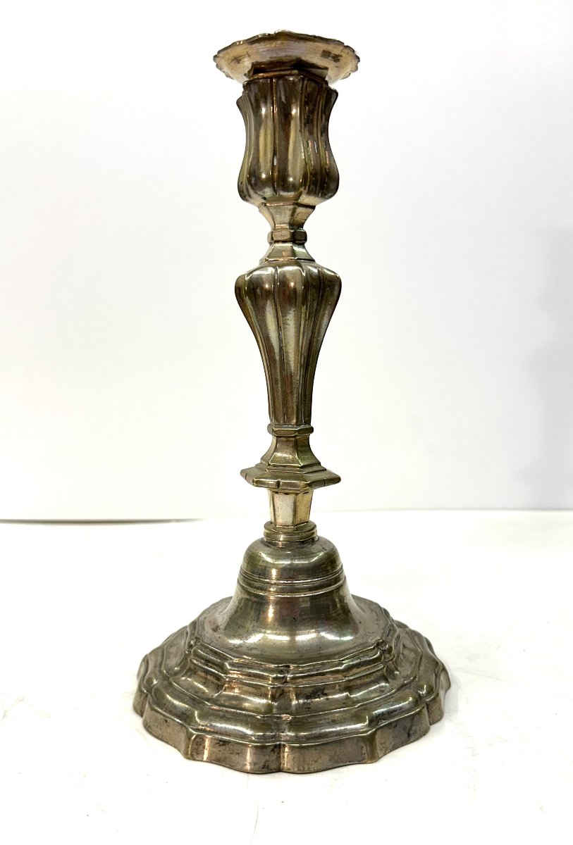 PAIRE DE BOUGEOIRS - BRONZE ARGENTE - EPOQUE REGENCE/LOUIS XV -photo-4