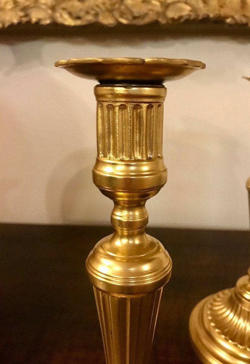 A Pair Of 18th Century Louis XVI Candlesticks-photo-4