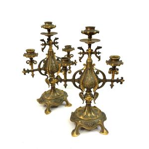 PAIRE DE CHANDELIERS - BRONZE DORE ET PATINE - GEOFFROY DECHAUME - 1840