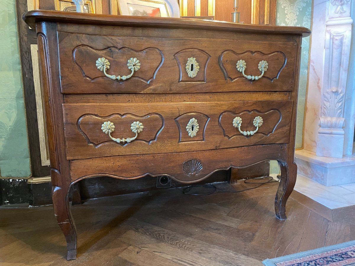 18th Century Curved Sauteuse Commode