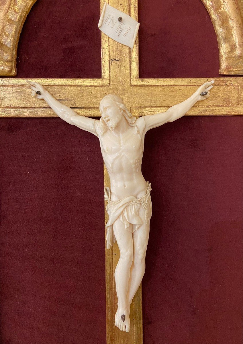 Crucifix, Christ In 18th Century Painting-photo-2