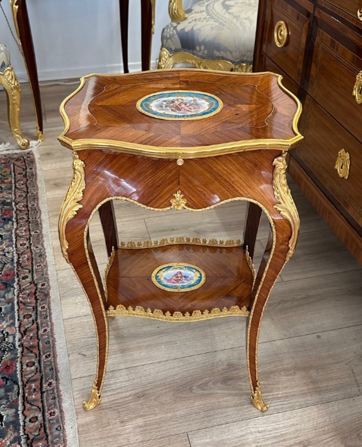 Table de salon Louis XV-photo-4