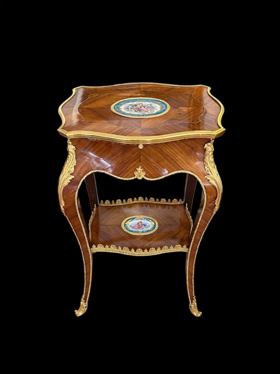 Table de salon Louis XV