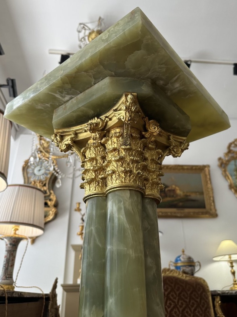 Column Made Of Green Onyx And Gilded Bronze-photo-2