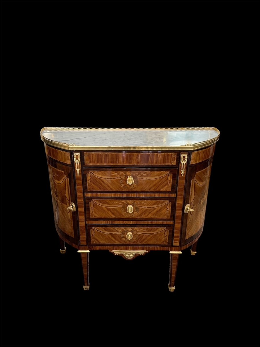19th-century Half-moon Chest Of Drawers With Marquetry And Gilded Bronze