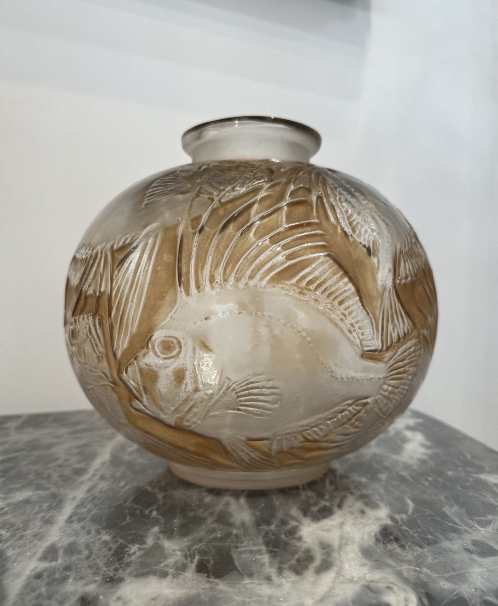 Lalique Vase -photo-2