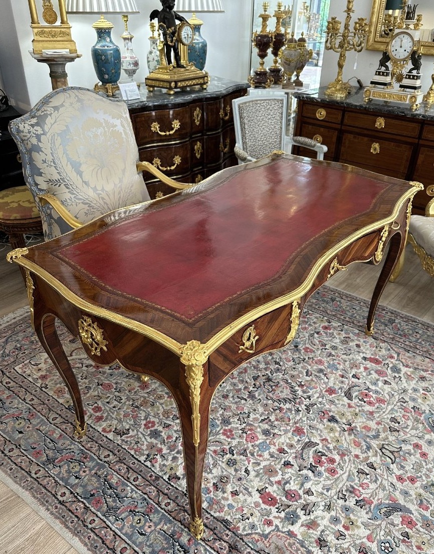 Louis XV-style Flat-topped Desk-photo-3