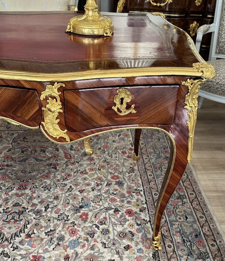 Louis XV-style Flat-topped Desk-photo-1