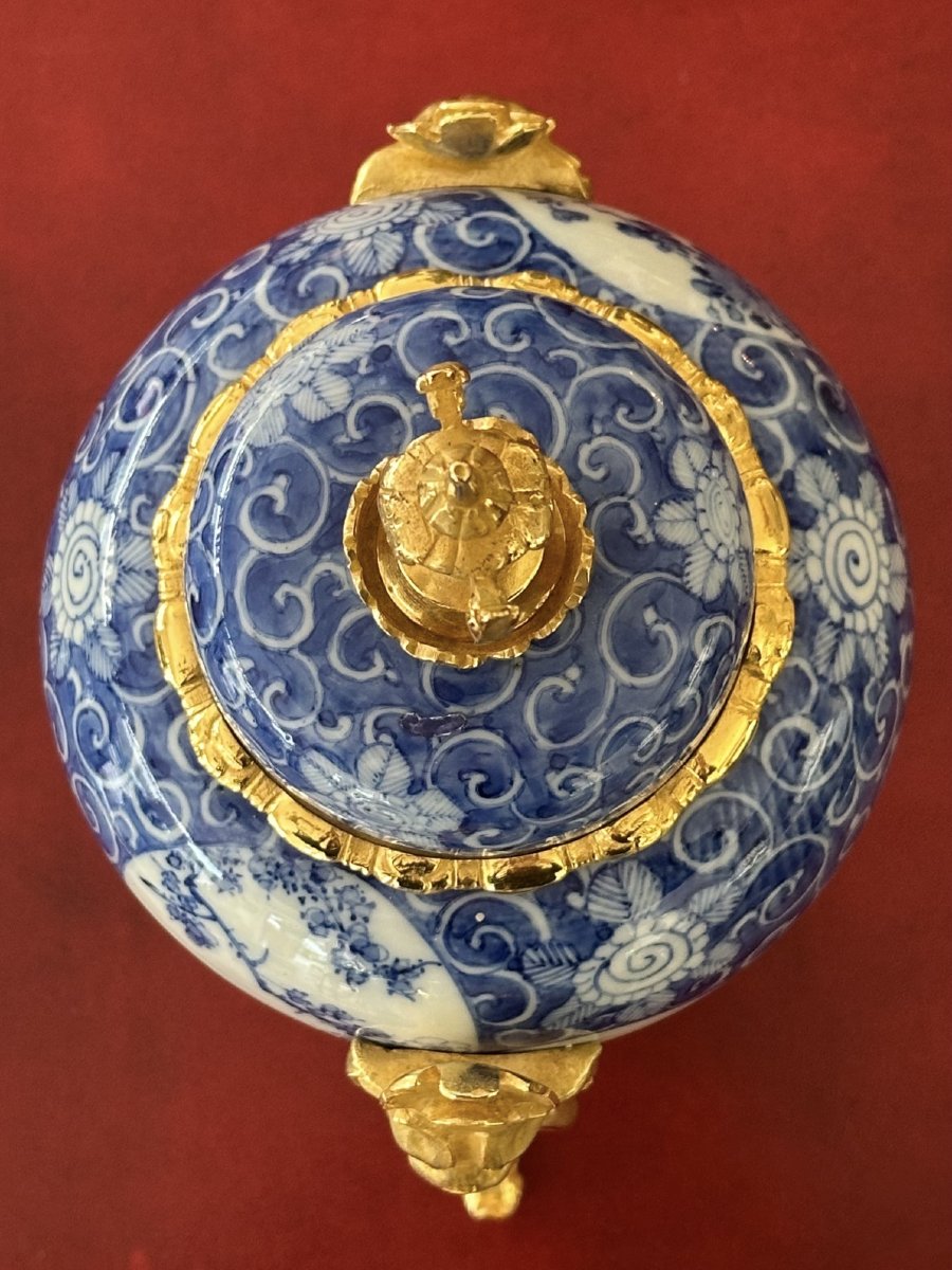 Paire de vases en porcelaine de Chine bleu et blanc-photo-4
