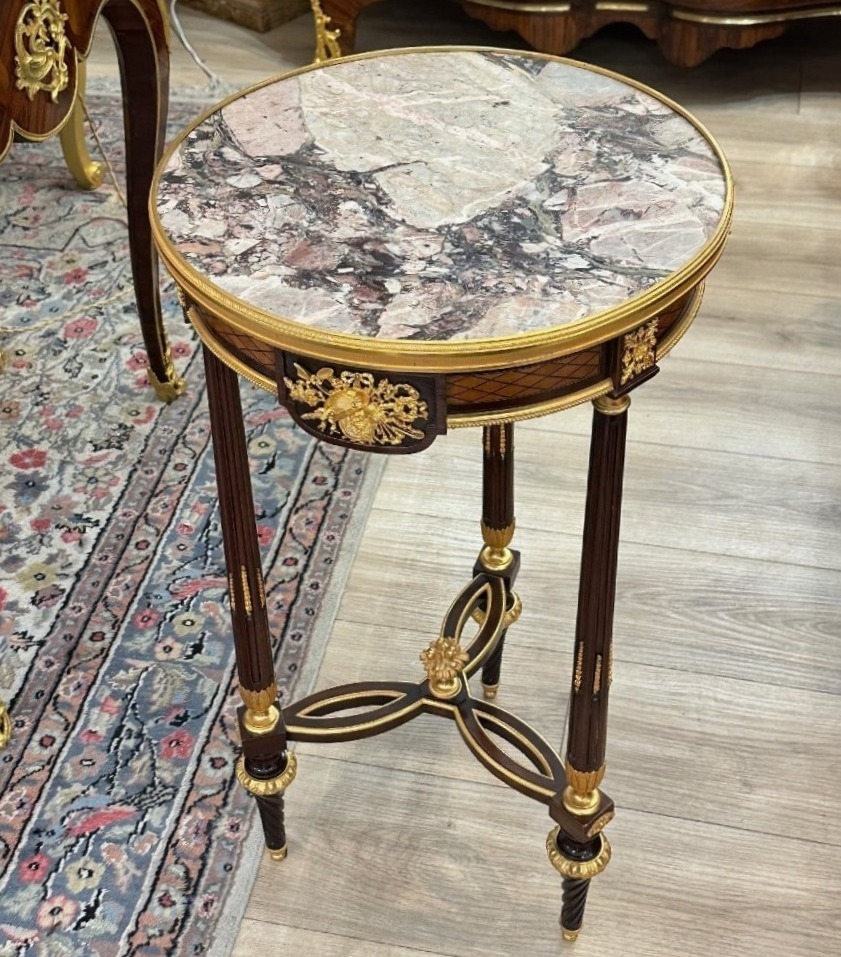 Circular Tripod Side Table-photo-2